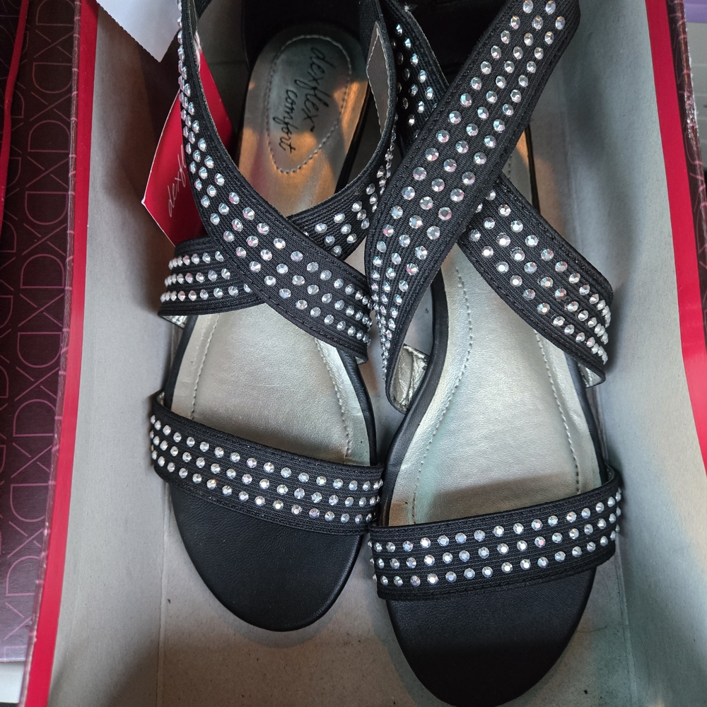 Dexflex Comfort Black Sandals with Silver Studs